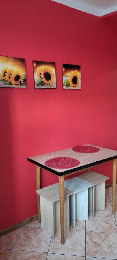 Hostel Roza Suwałki Eksteriør billede